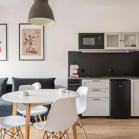 Rentplanet - Apartamenty Cybulskiego II Wrocław Zewnętrze zdjęcie